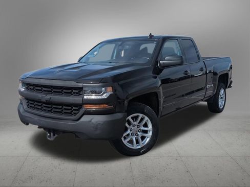 Used 2019 Chevrolet Silverado 1500 LT RWD image 1