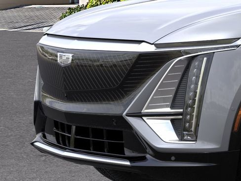 New 2026 Cadillac Lyriq Luxury w/ LPO, Floor Liner Package RWD image 13