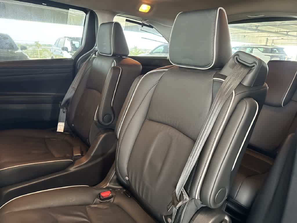 Certified 2025 Honda Odyssey Touring image 21