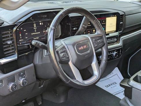 Used 2022 GMC Sierra 1500 Elevation image 9