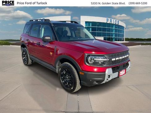 Certified 2025 Ford Bronco Sport Badlands image 3