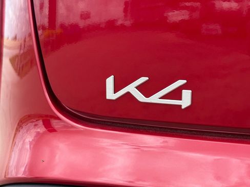 New 2026 Kia K4 FWD image 10