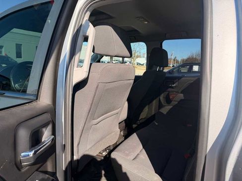 Used 2019 GMC Sierra 1500 SLE w/ SLE Value Package image 22