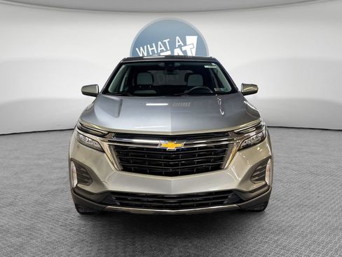 Used 2023 Chevrolet Equinox LT AWD/4WD image 9