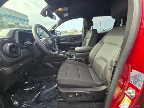 Used 2024 Chevrolet Colorado W/T w/ WT Convenience Package II image 16