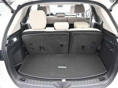 Certified 2025 MAZDA CX-90 3.3 Turbo w/ Preferred Package image 31