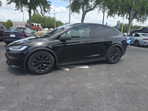 Used 2024 Tesla Model X AWD/4WD image 3