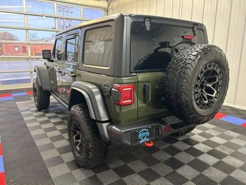 Used 2024 Jeep Wrangler Unlimited Sport AWD/4WD image 5