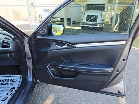 Used 2020 Honda Civic Sport image 26