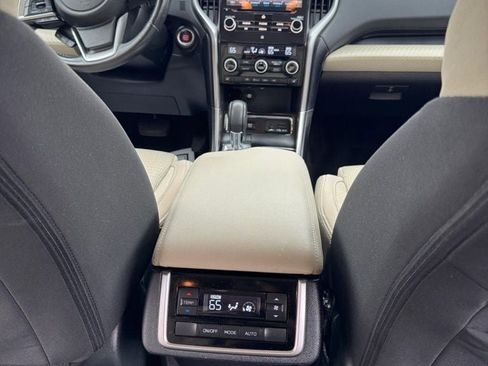 Used 2022 Subaru Ascent Premium w/ Convenience Package AWD/4WD image 24
