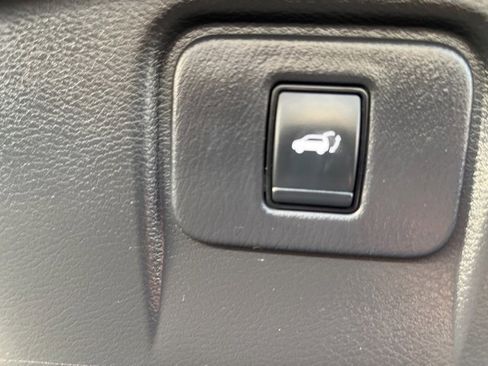 Used 2017 Nissan Murano Platinum w/ Platinum Technology Package image 9