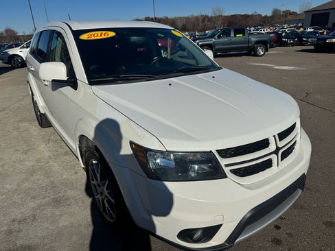 Used 2016 Dodge Journey R/T image 3
