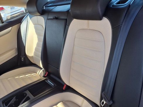 Used 2012 Volkswagen CC Sport image 9