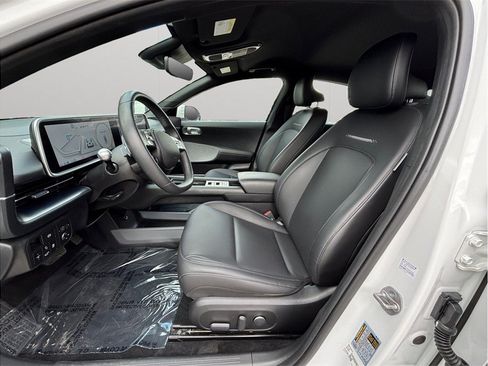 Used 2023 Hyundai Ioniq 6 SEL AWD image 2