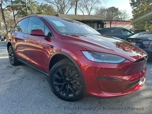 Used 2024 Tesla Model X AWD/4WD image 2