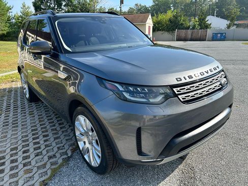 Used 2017 Land Rover Discovery HSE AWD/4WD image 7