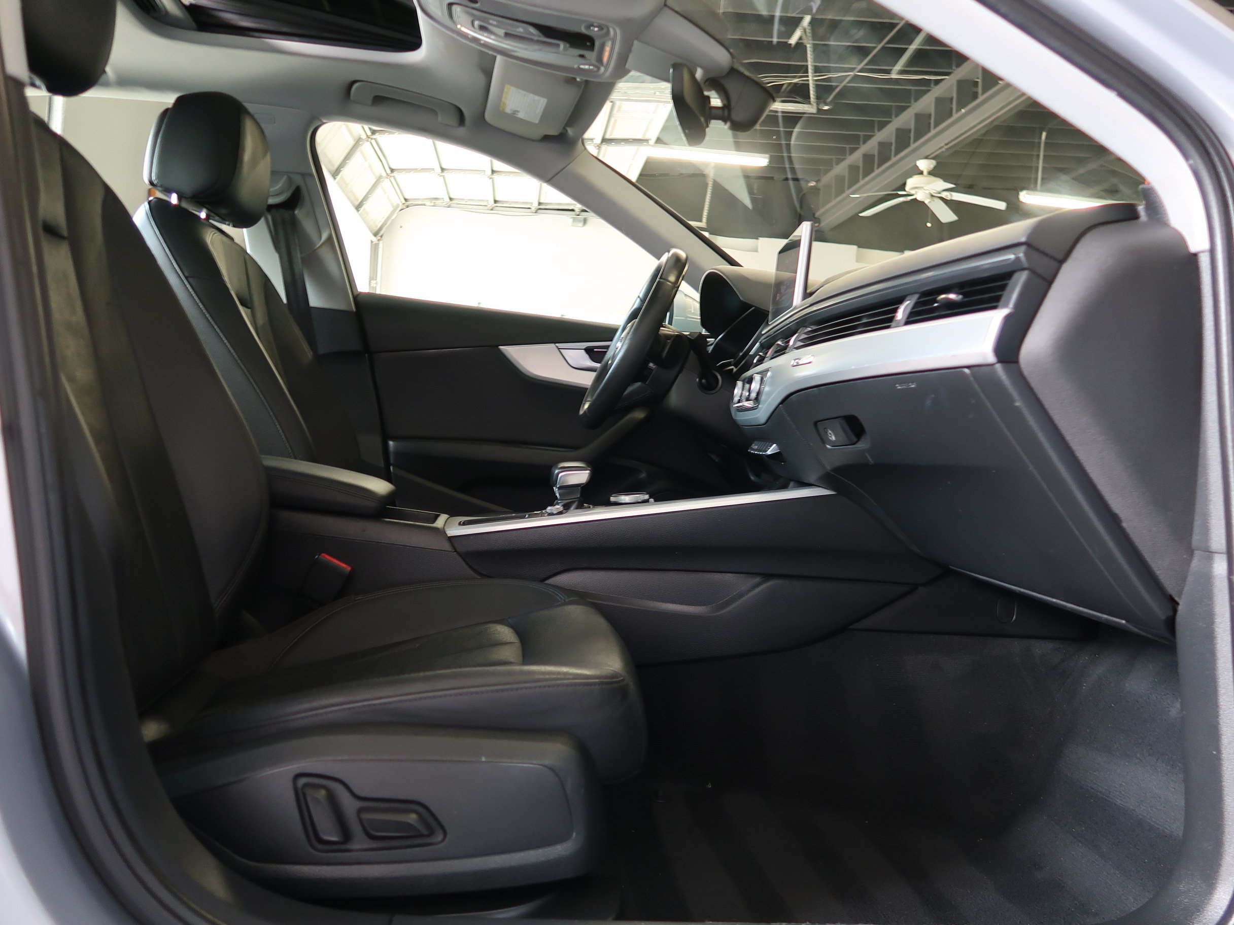 Used 2017 Audi A4 2.0T Premium AWD/4WD image 17