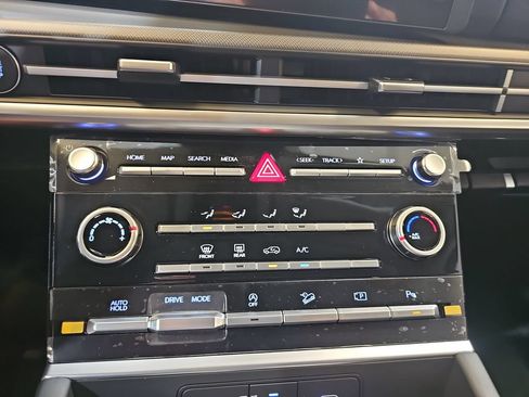 New 2026 Hyundai Santa Fe SE FWD image 23