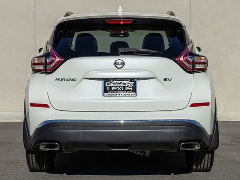 Used 2017 Nissan Murano SV w/ Premium Plus Package image 4