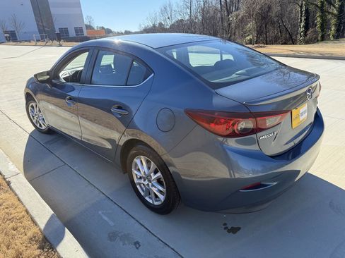 Used 2015 MAZDA MAZDA3 i Touring image 6