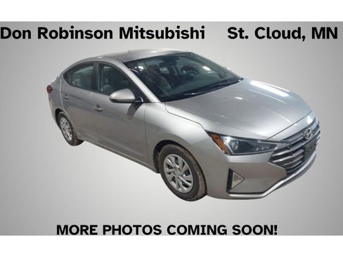 Used 2020 Hyundai Elantra SE FWD image 1