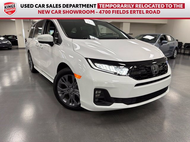 Used 2025 Honda Odyssey Touring image 1