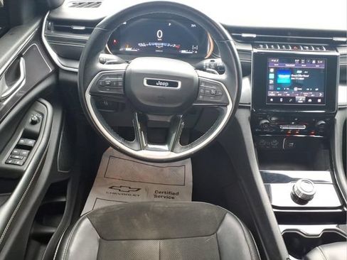 Used 2021 Jeep Grand Cherokee L Laredo AWD/4WD image 4