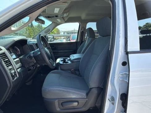 Used 2018 RAM 1500 Express w/ Express Value Package RWD image 23