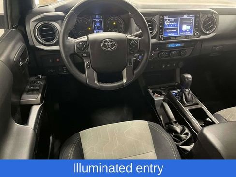 Used 2021 Toyota Tacoma TRD Sport image 14