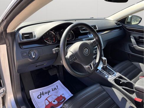 Used 2017 Volkswagen CC Sport image 6