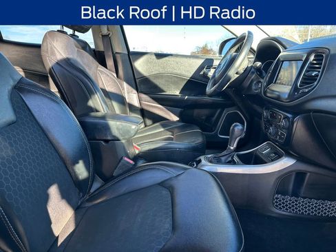 Used 2019 Jeep Compass Latitude image 13