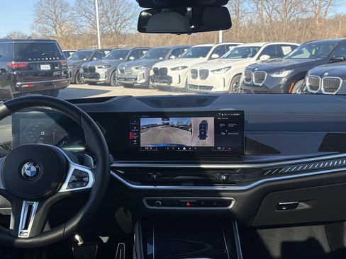 Used 2025 BMW X5 M60i w/ Climate Comfort Package image 29