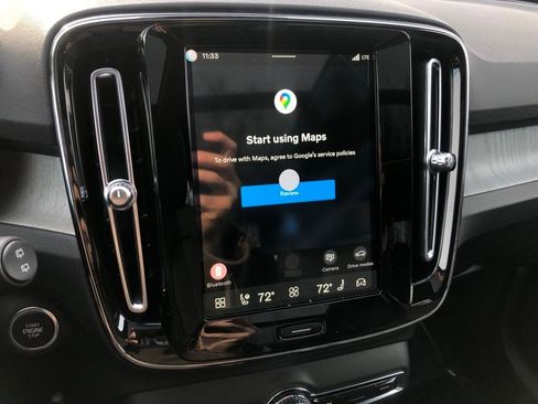 New 2026 Volvo XC40 B5 Ultra w/ Protection Package Premier image 24