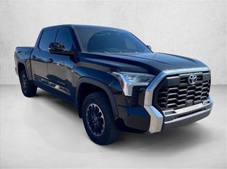 Used 2025 Toyota Tundra SR5 w/ TRD Off-Road Package AWD/4WD video 3