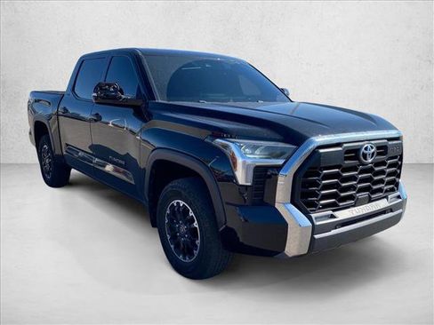 Used 2025 Toyota Tundra SR5 w/ TRD Off-Road Package AWD/4WD image 3