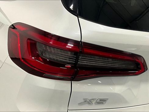 Used 2020 BMW X5 xDrive40i w/ Premium Package image 40