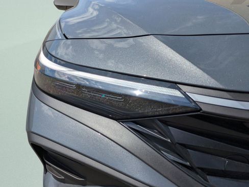 New 2026 Hyundai Elantra Sport FWD image 35