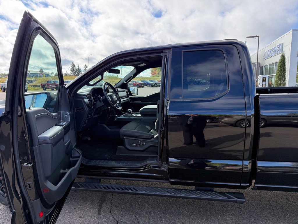 Used 2021 Ford F150 XLT w/ Equipment Group 302A High AWD/4WD image 7