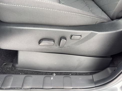 New 2026 Nissan Frontier SV image 15