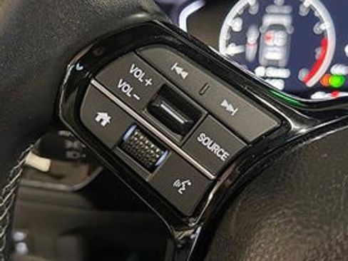 Used 2023 Honda Civic EX-L image 16