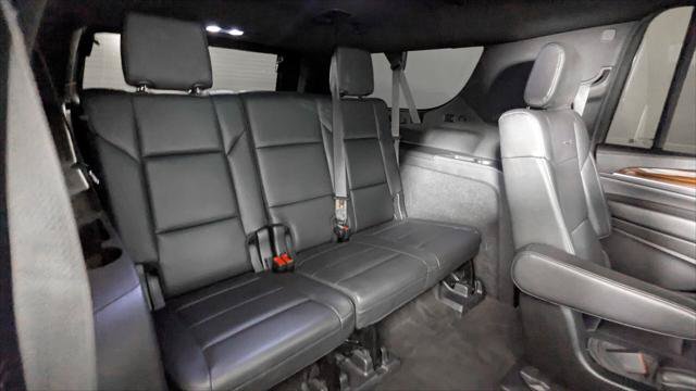 Used 2022 Cadillac Escalade ESV Luxury RWD image 22
