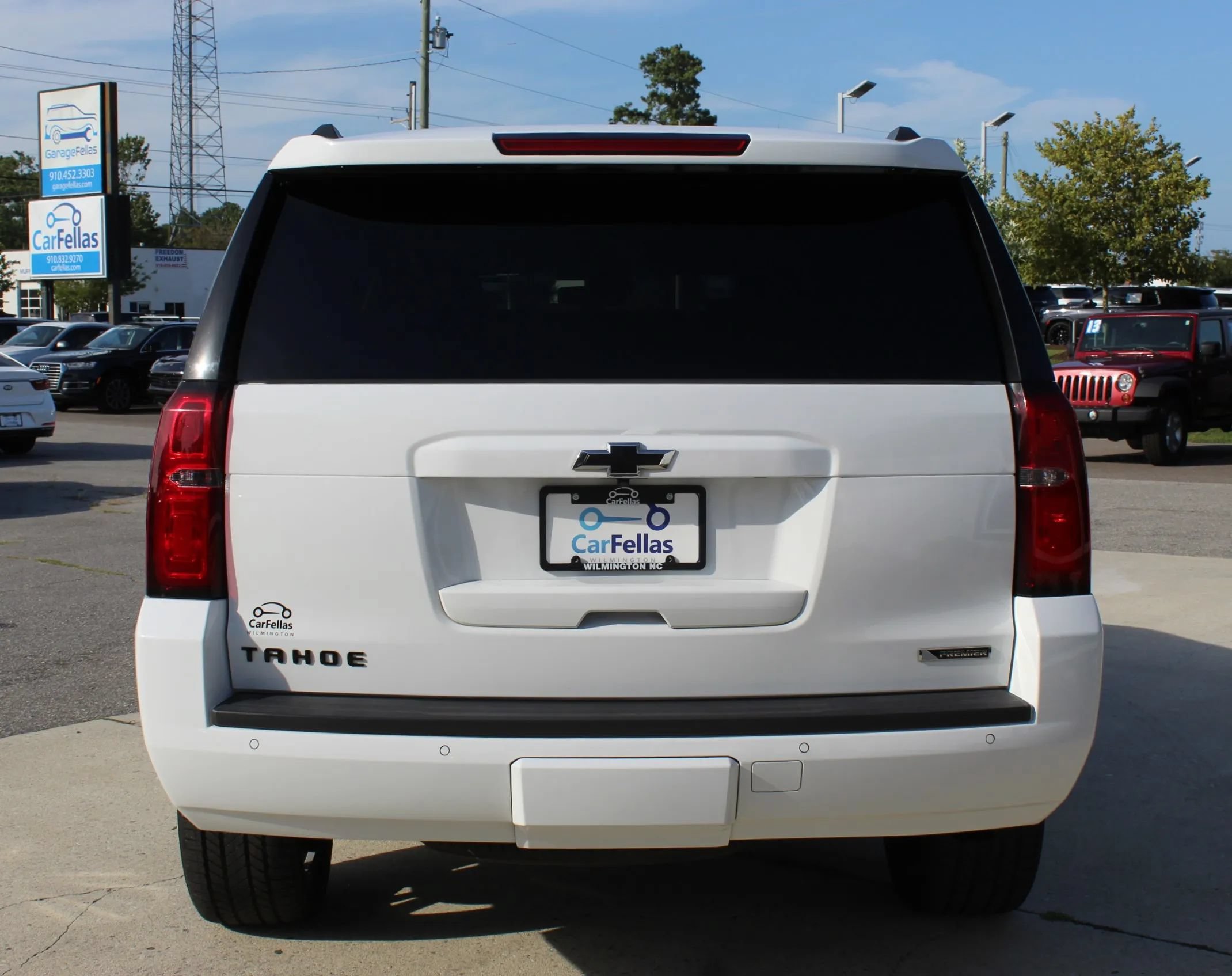 Used 2018 Chevrolet Tahoe Premier w/ RST 6.2L Performance Edition AWD/4WD image 4