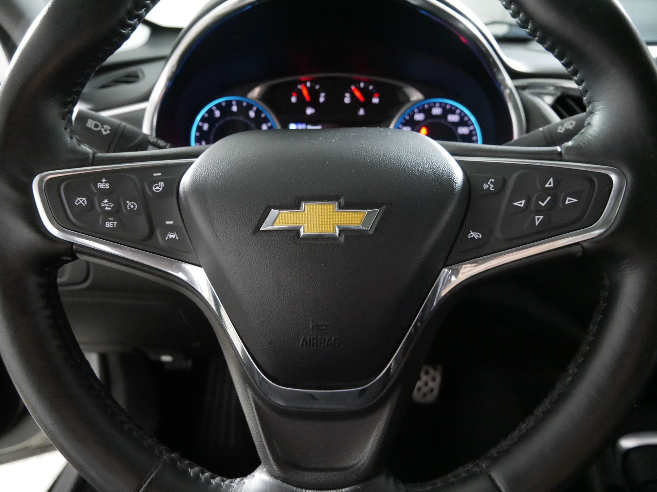 Used 2016 Chevrolet Malibu Premier w/ Driver Confidence Package FWD image 25
