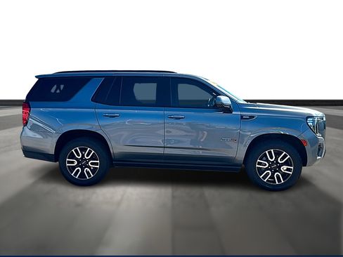 Used 2022 GMC Yukon AT4 w/ Max Trailering Package image 9