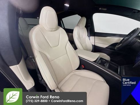 Used 2023 Tesla Model X Plaid image 33