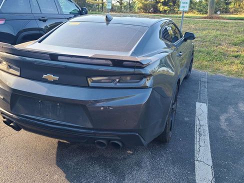 Used 2017 Chevrolet Camaro SS image 2