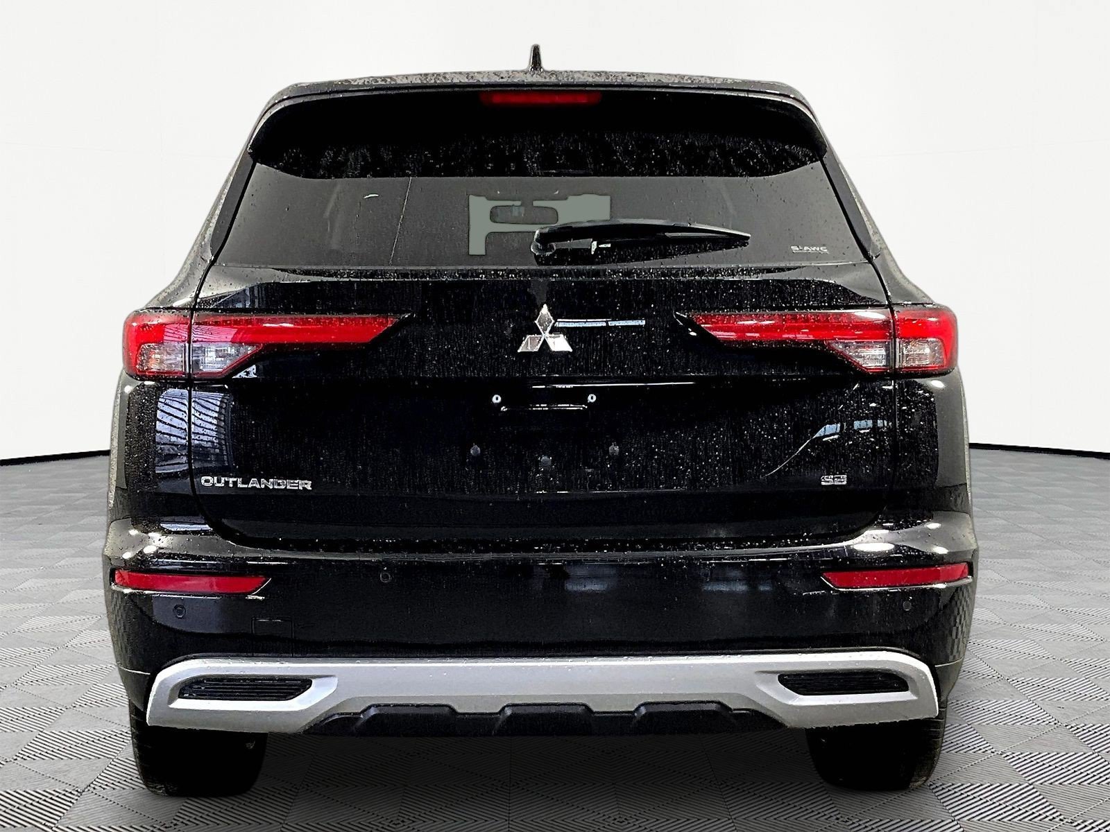 Used 2023 Mitsubishi Outlander SE AWD/4WD image 5