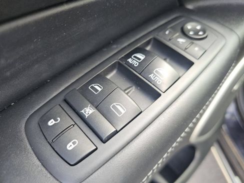 Used 2019 Jeep Grand Cherokee Summit w/ Platinum Series Group AWD/4WD image 31