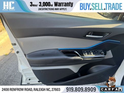 Used 2019 Toyota C-HR XLE FWD image 14