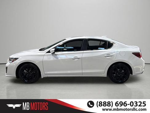 Used 2020 Acura ILX w/ Premium Package FWD image 2